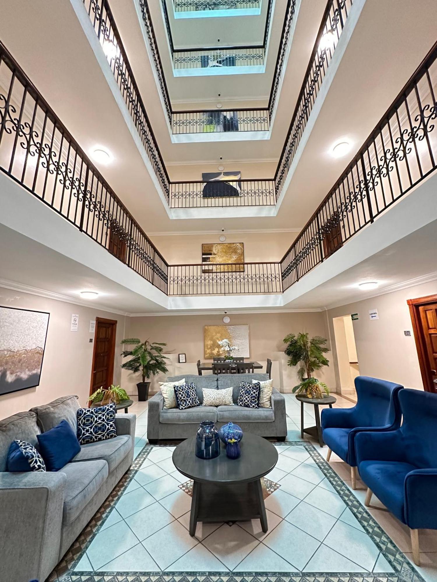Hotel Andros Colon Exterior photo